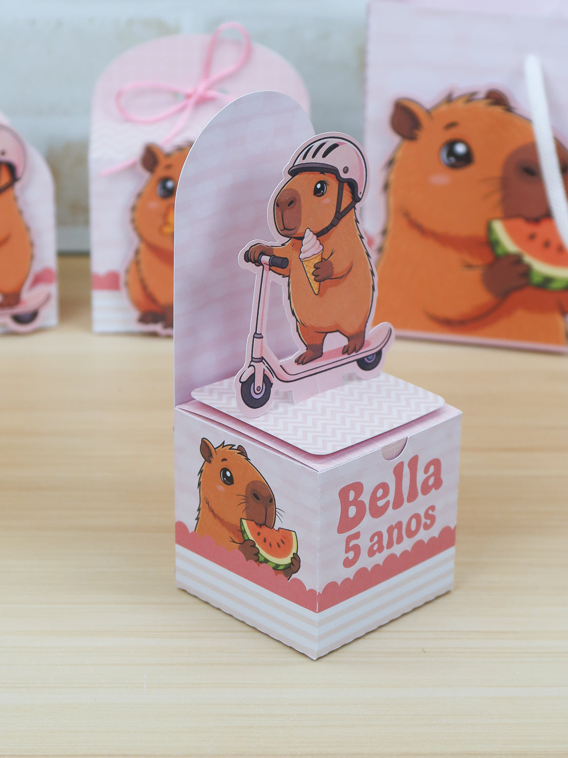 Personalized Party Favor Box Kit – Pink Capybara – photo 6
