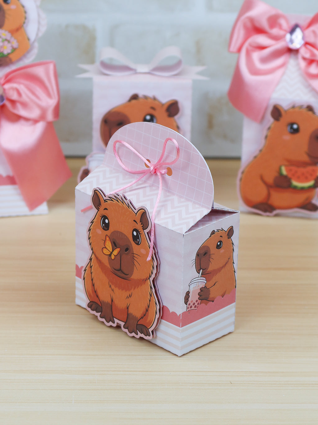 Personalized Party Favor Box Kit – Pink Capybara – photo 11