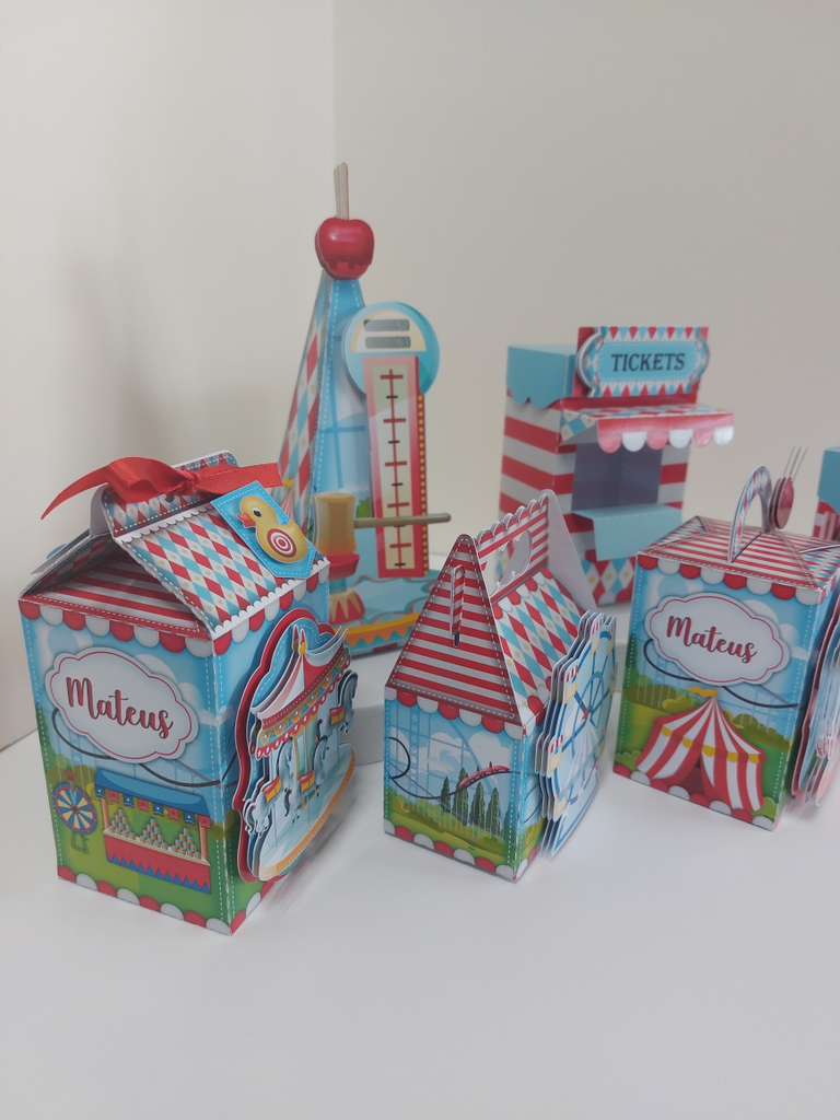 Personalized Party Favor Box Kit - Carnival Party