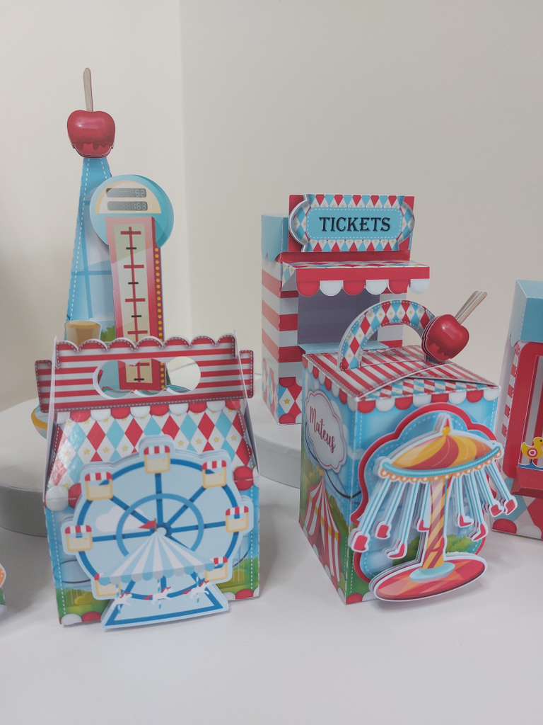 Personalized Party Favor Box Kit - Carnival Party